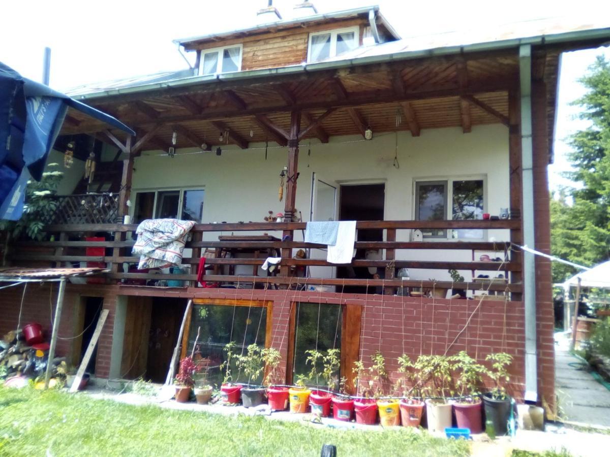 Hotel Bezdead House Hub Extérieur photo